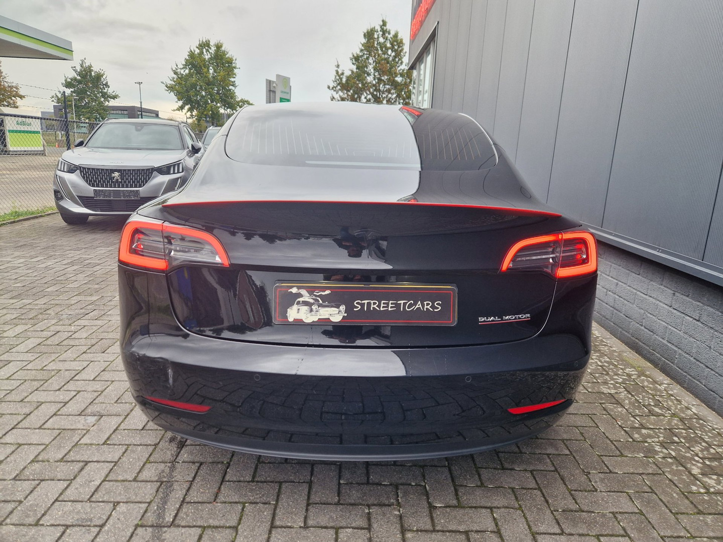 Tesla