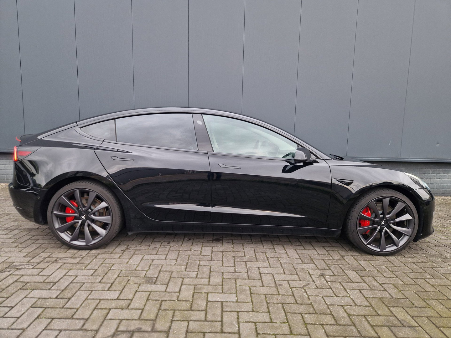 Tesla