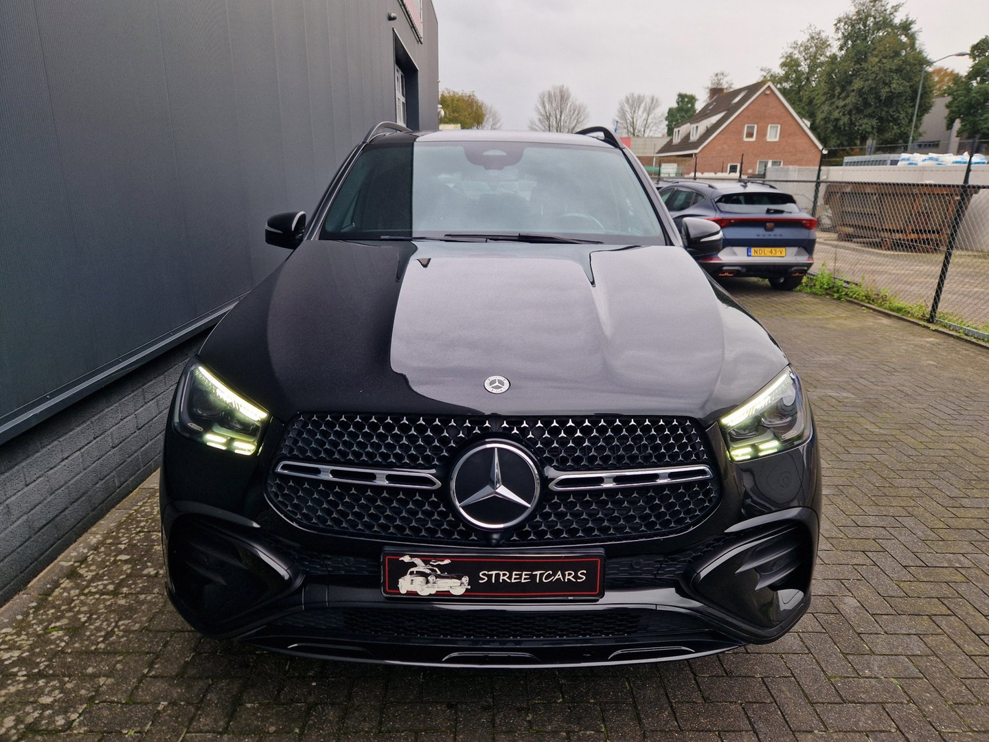 Mercedes-Benz