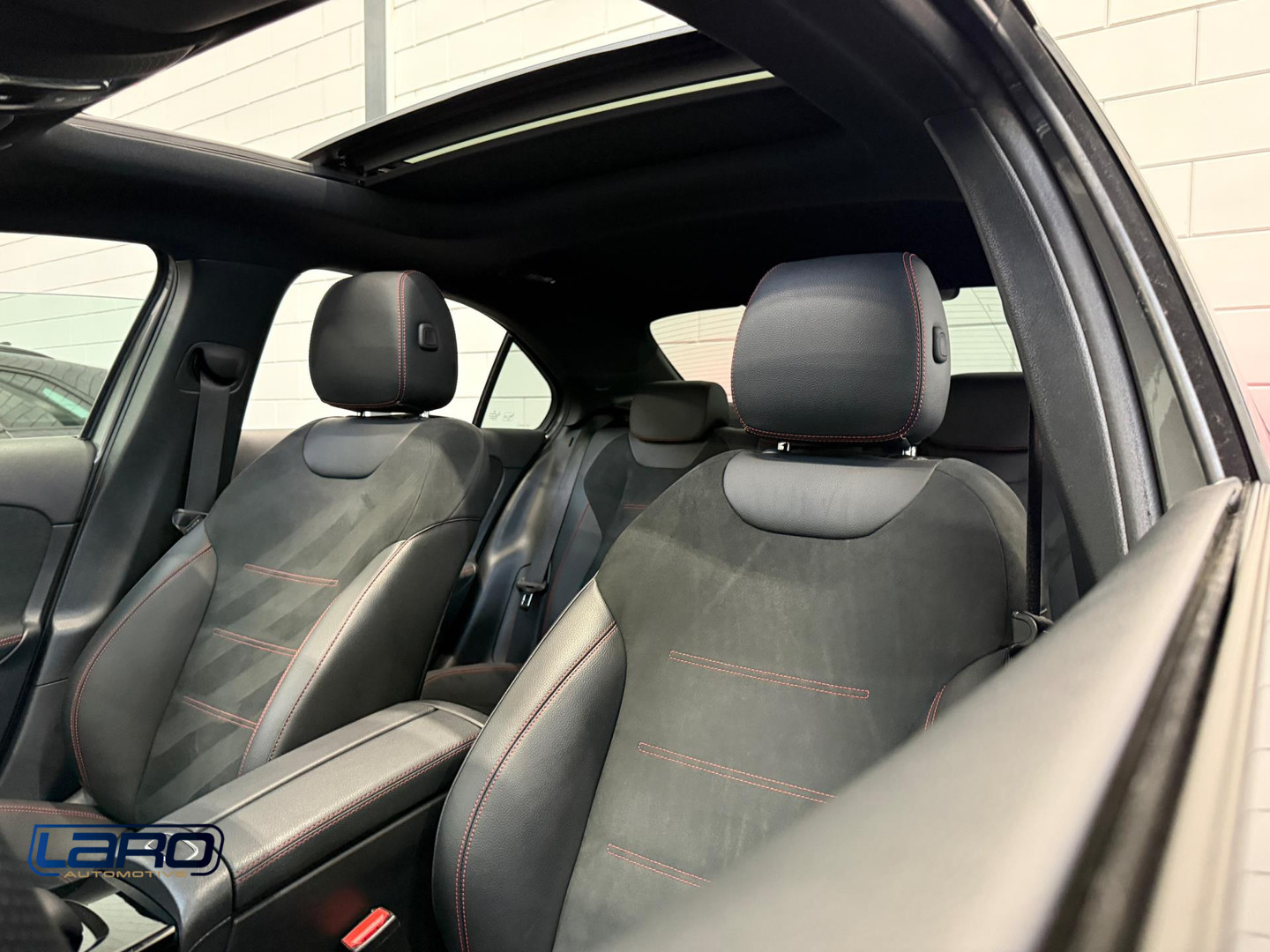 Mercedes-Benz Mercedes-Benz