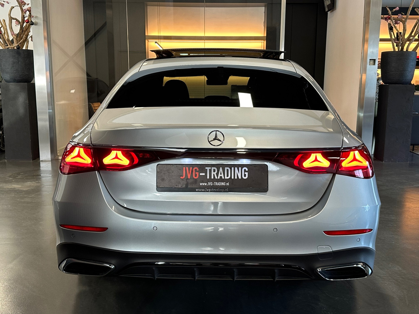 Mercedes-Benz Mercedes-Benz