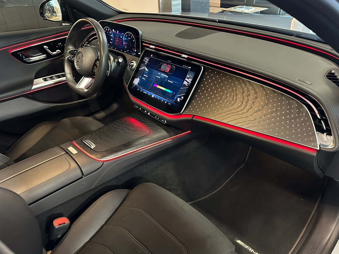 Mercedes-Benz Mercedes-Benz