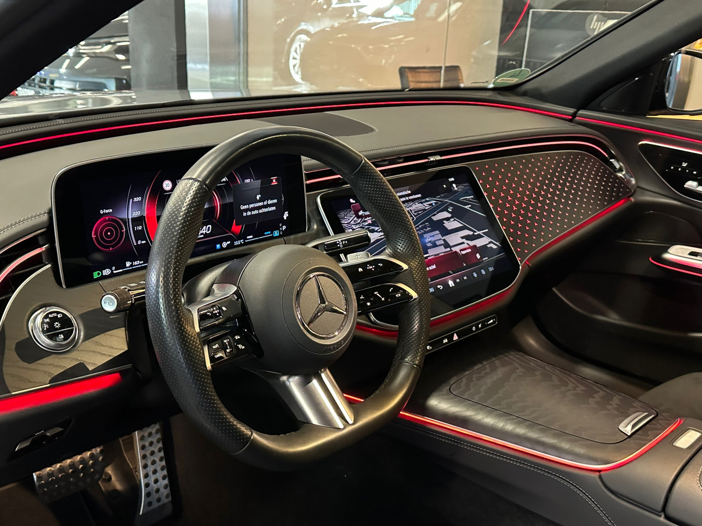 Mercedes-Benz Mercedes-Benz