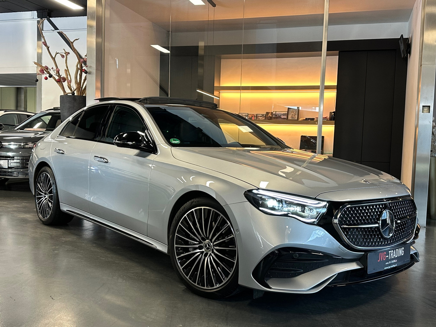 Mercedes-Benz Mercedes-Benz