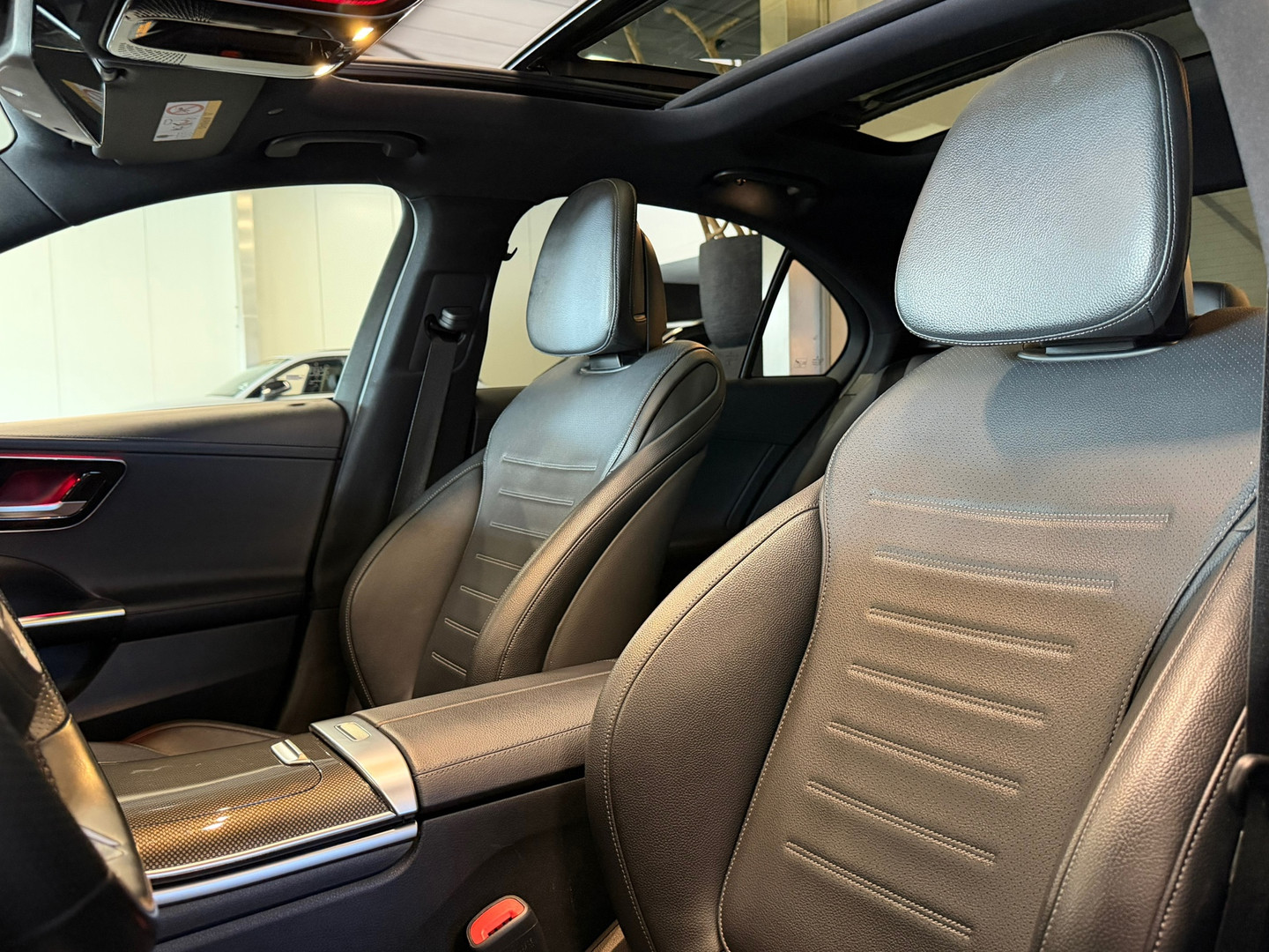 Mercedes-Benz Mercedes-Benz