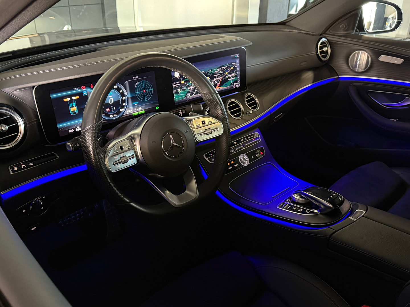 Mercedes-Benz Mercedes-Benz