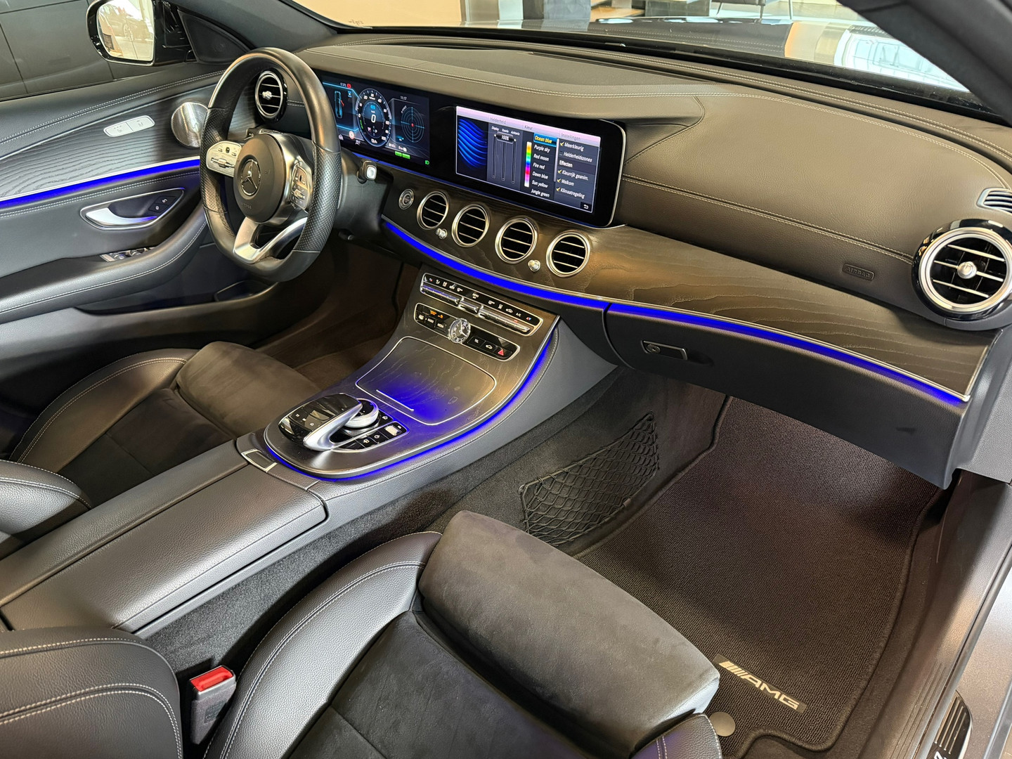 Mercedes-Benz Mercedes-Benz