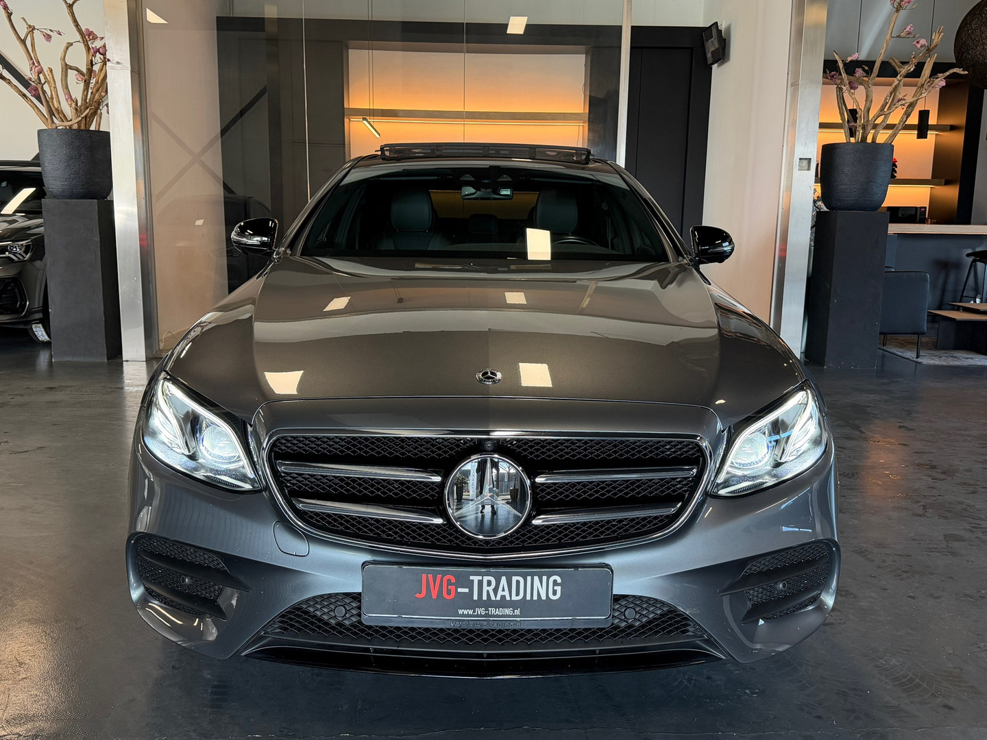 Mercedes-Benz Mercedes-Benz