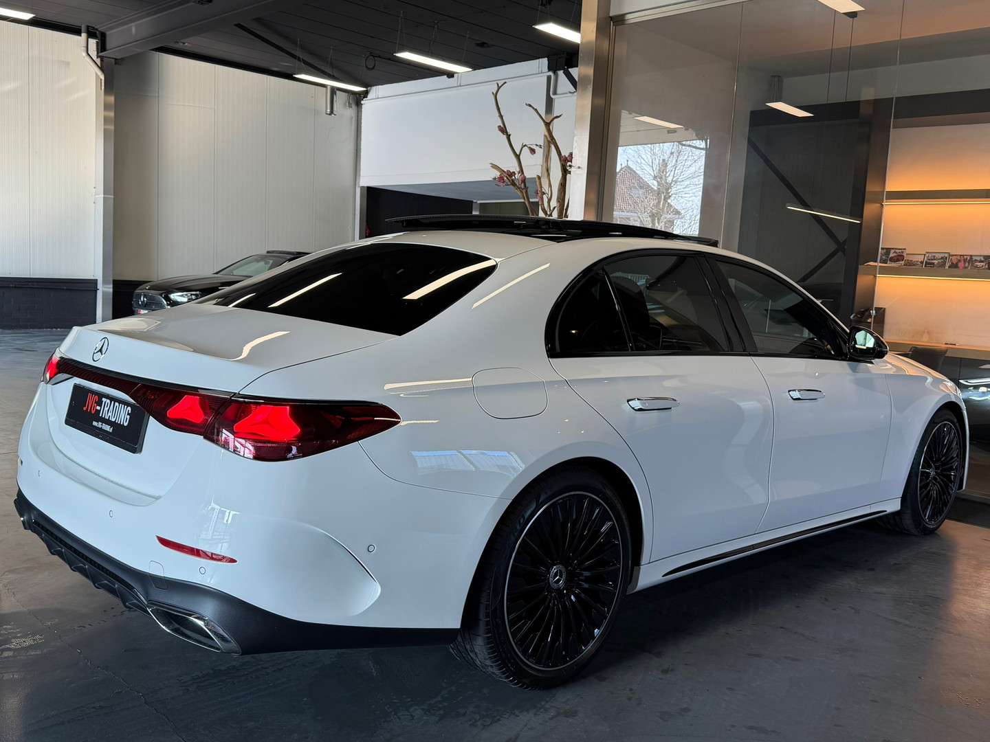 Mercedes-Benz Mercedes-Benz