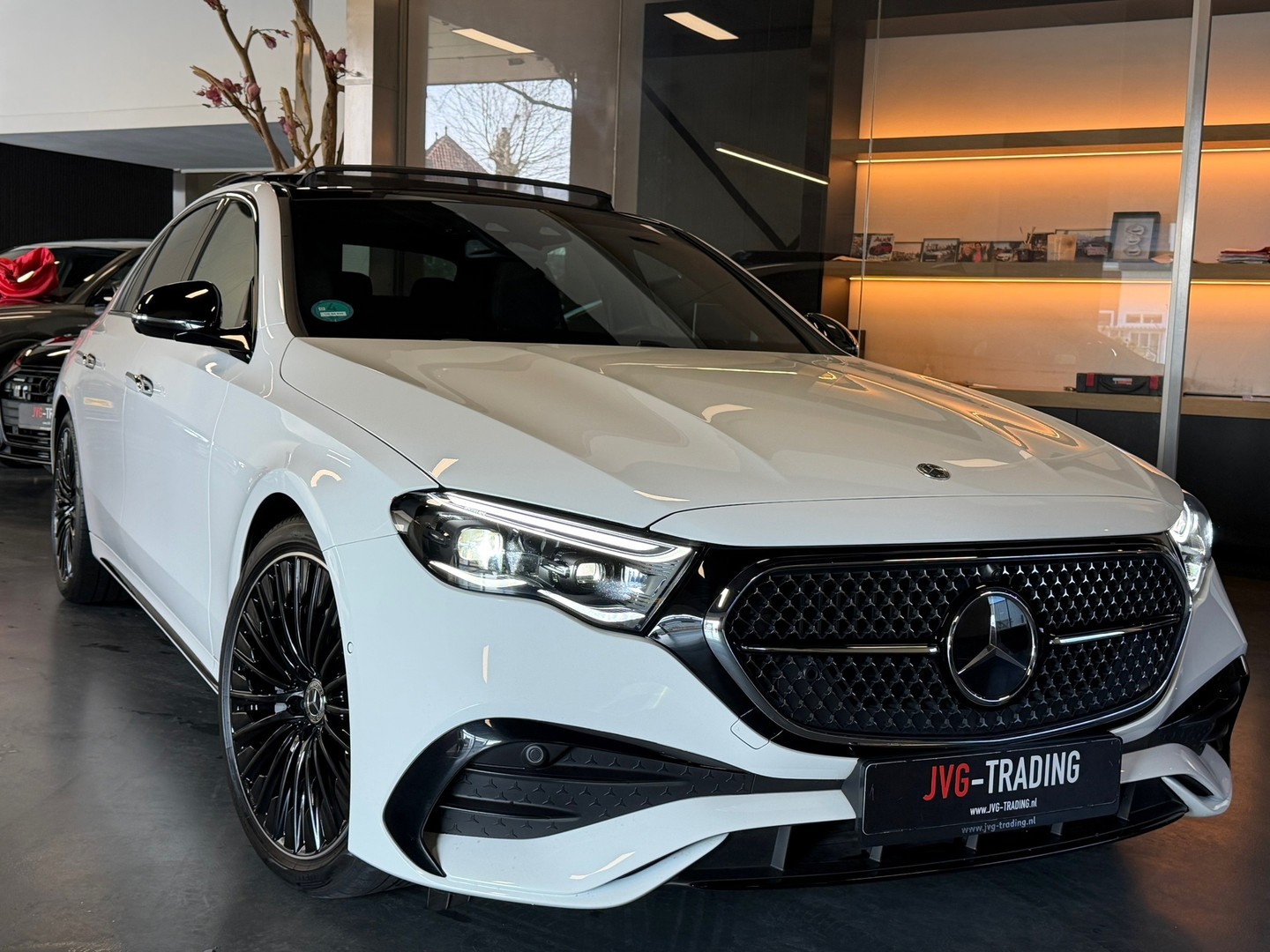 Mercedes-Benz Mercedes-Benz