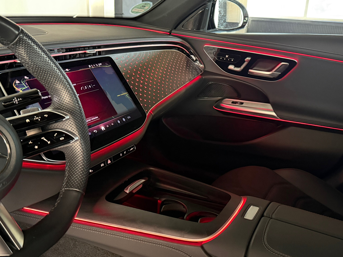 Mercedes-Benz Mercedes-Benz