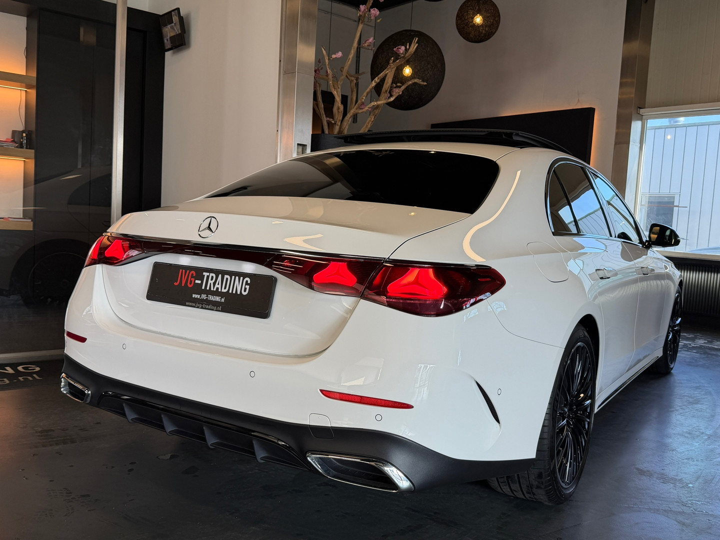 Mercedes-Benz Mercedes-Benz