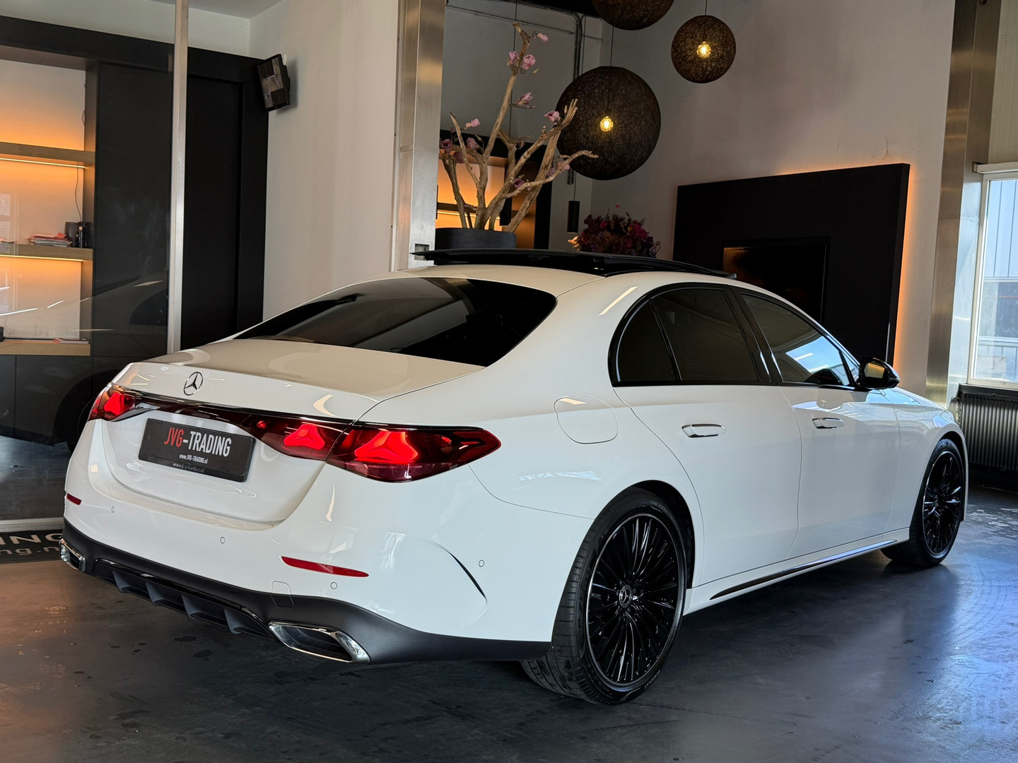 Mercedes-Benz Mercedes-Benz