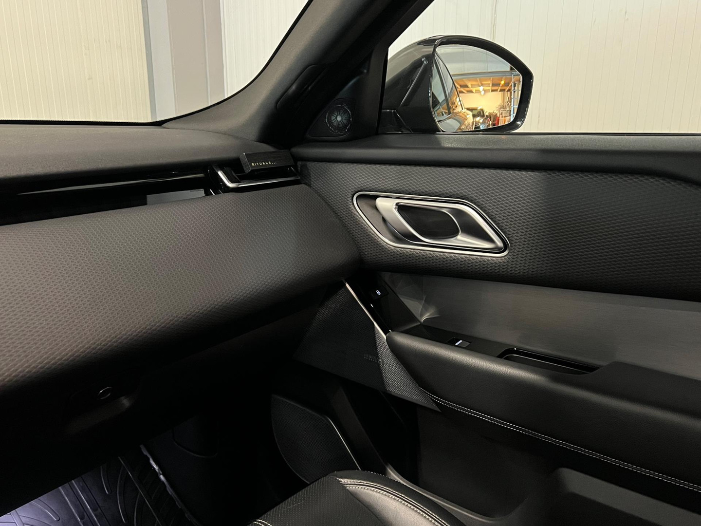 Land Rover Land Rover