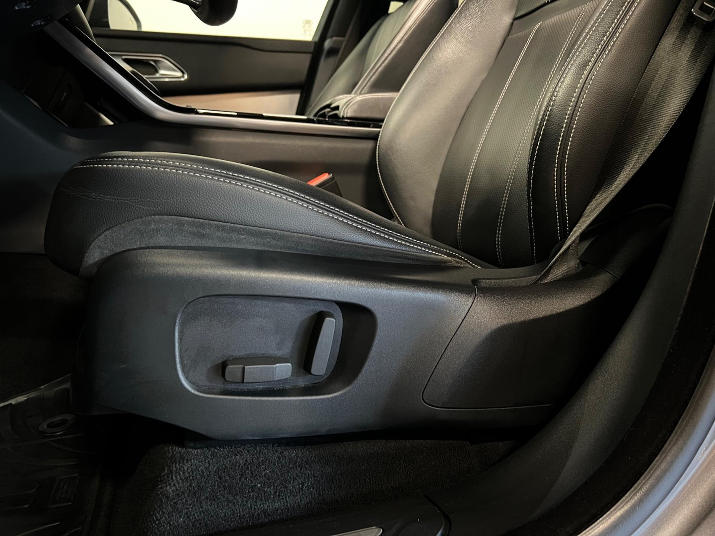 Land Rover Land Rover