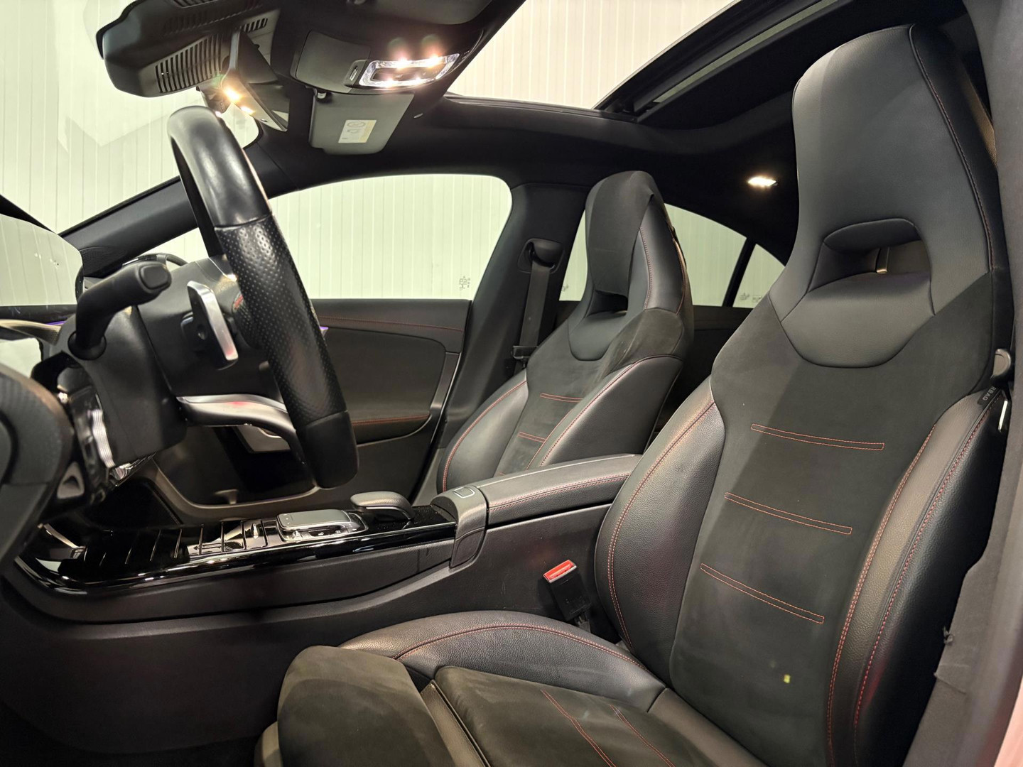 Mercedes-Benz Mercedes-Benz