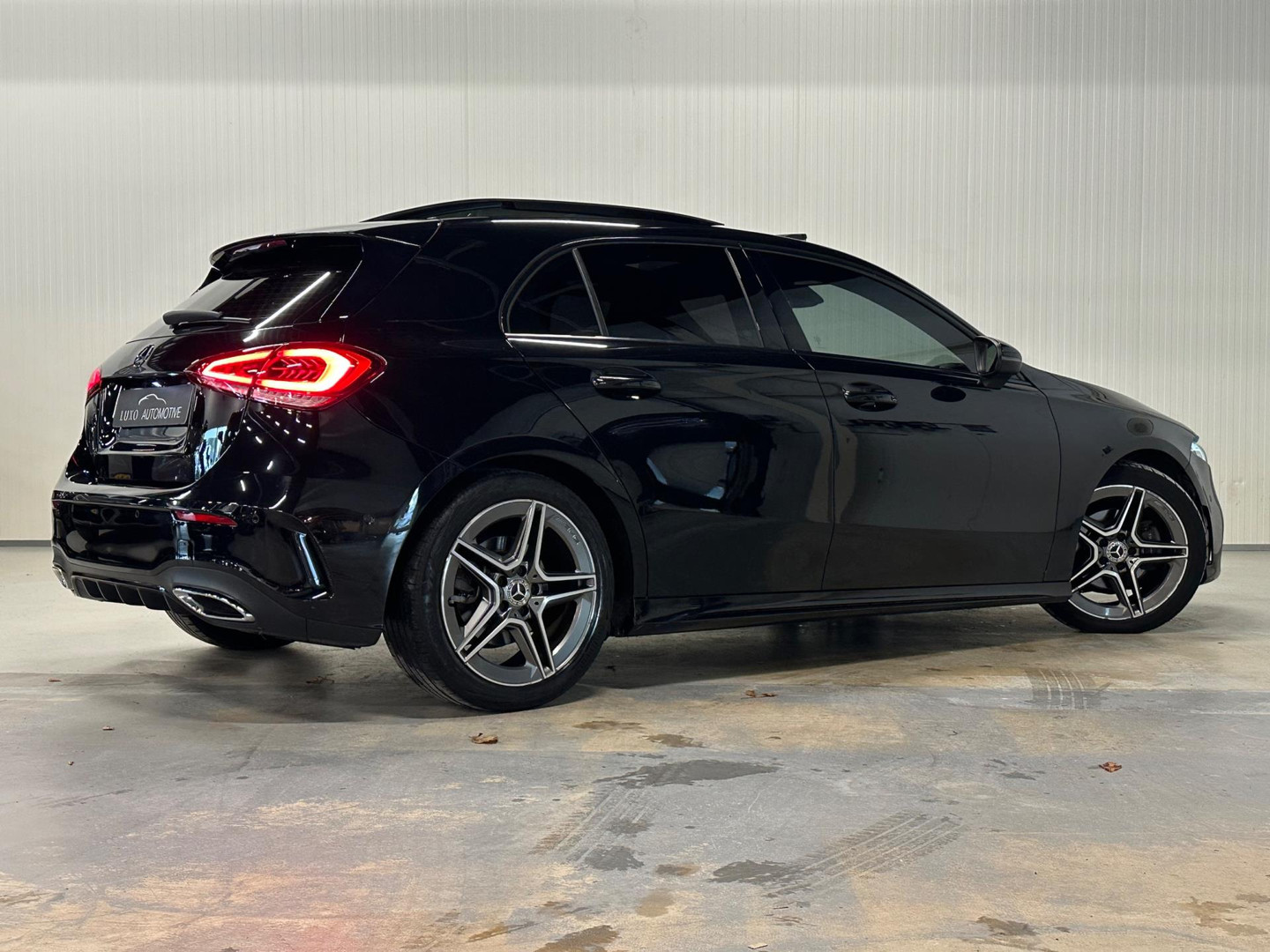 Mercedes-Benz Mercedes-Benz