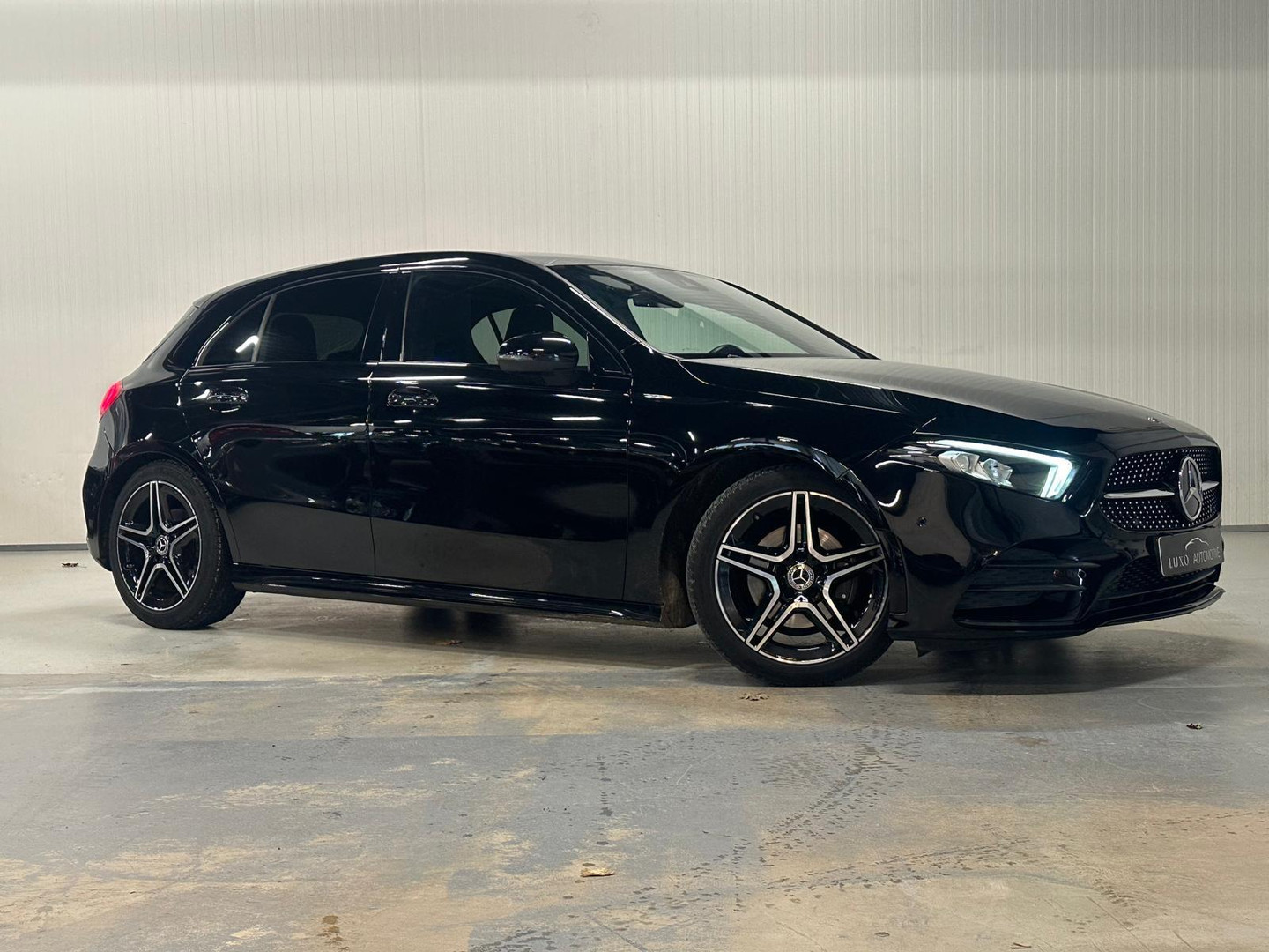 Mercedes-Benz Mercedes-Benz