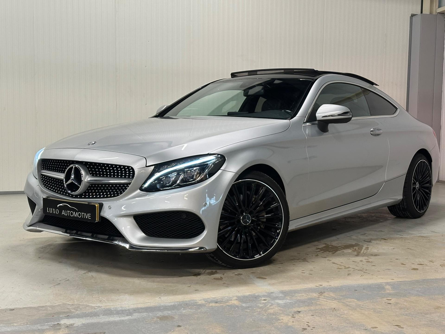 Mercedes-Benz Mercedes-Benz