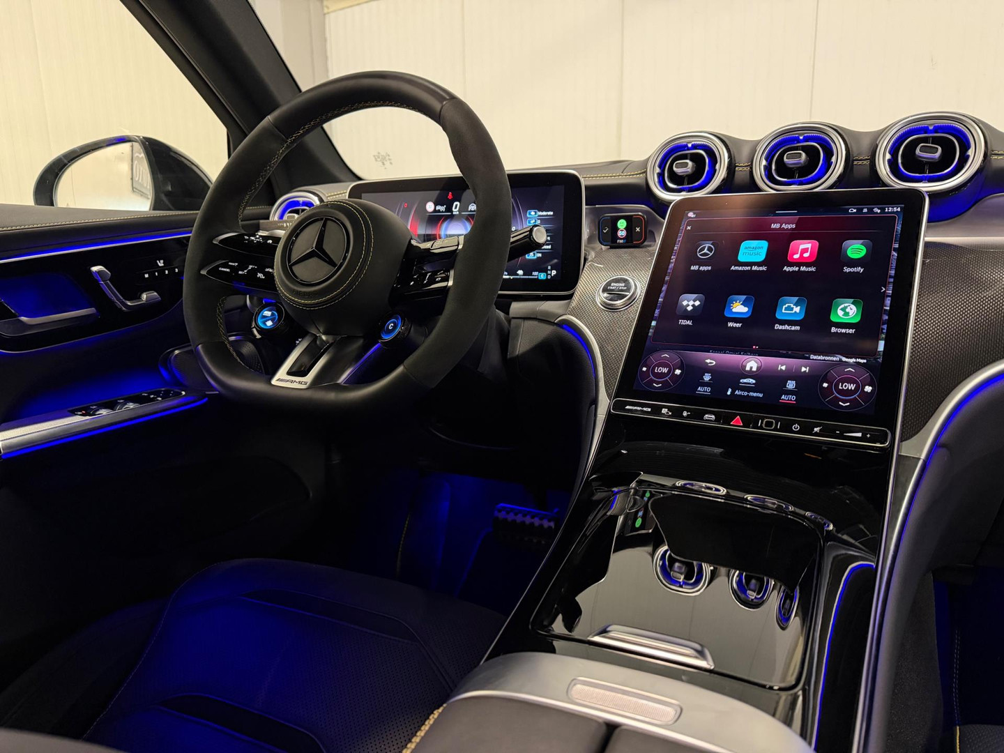 Mercedes-Benz Mercedes-Benz