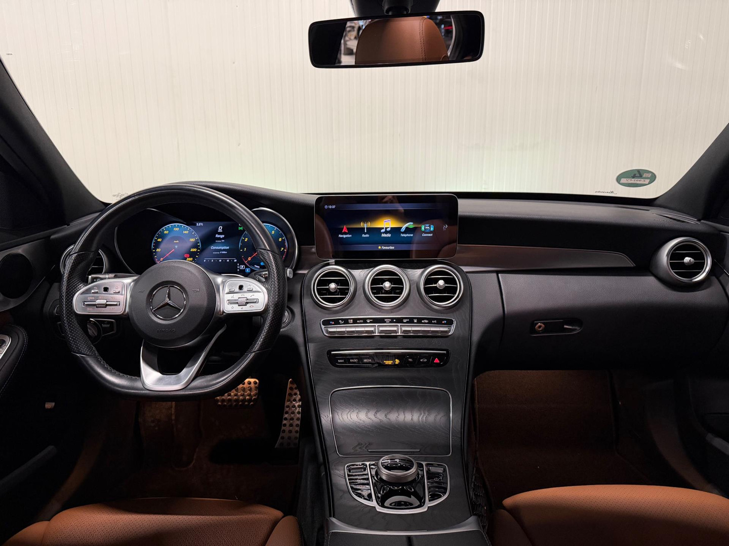 Mercedes-Benz Mercedes-Benz