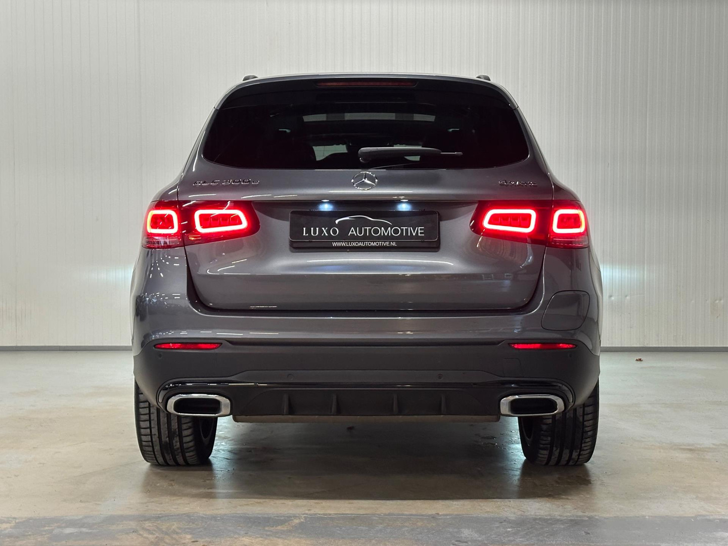 Mercedes-Benz Mercedes-Benz