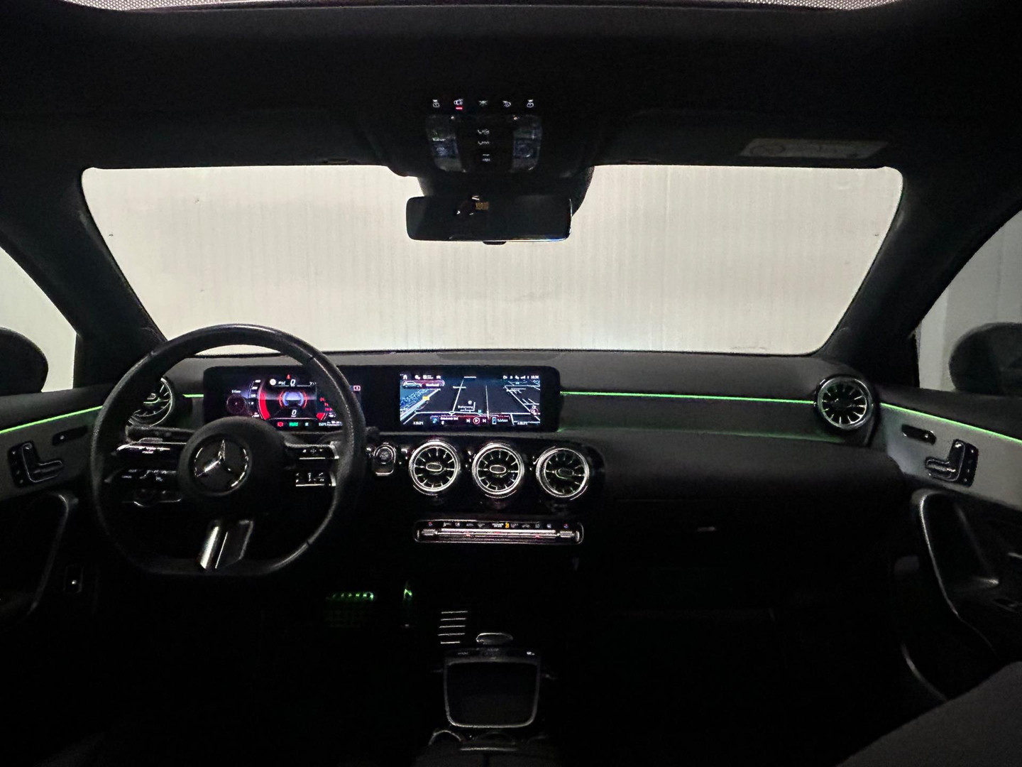 Mercedes-Benz Mercedes-Benz