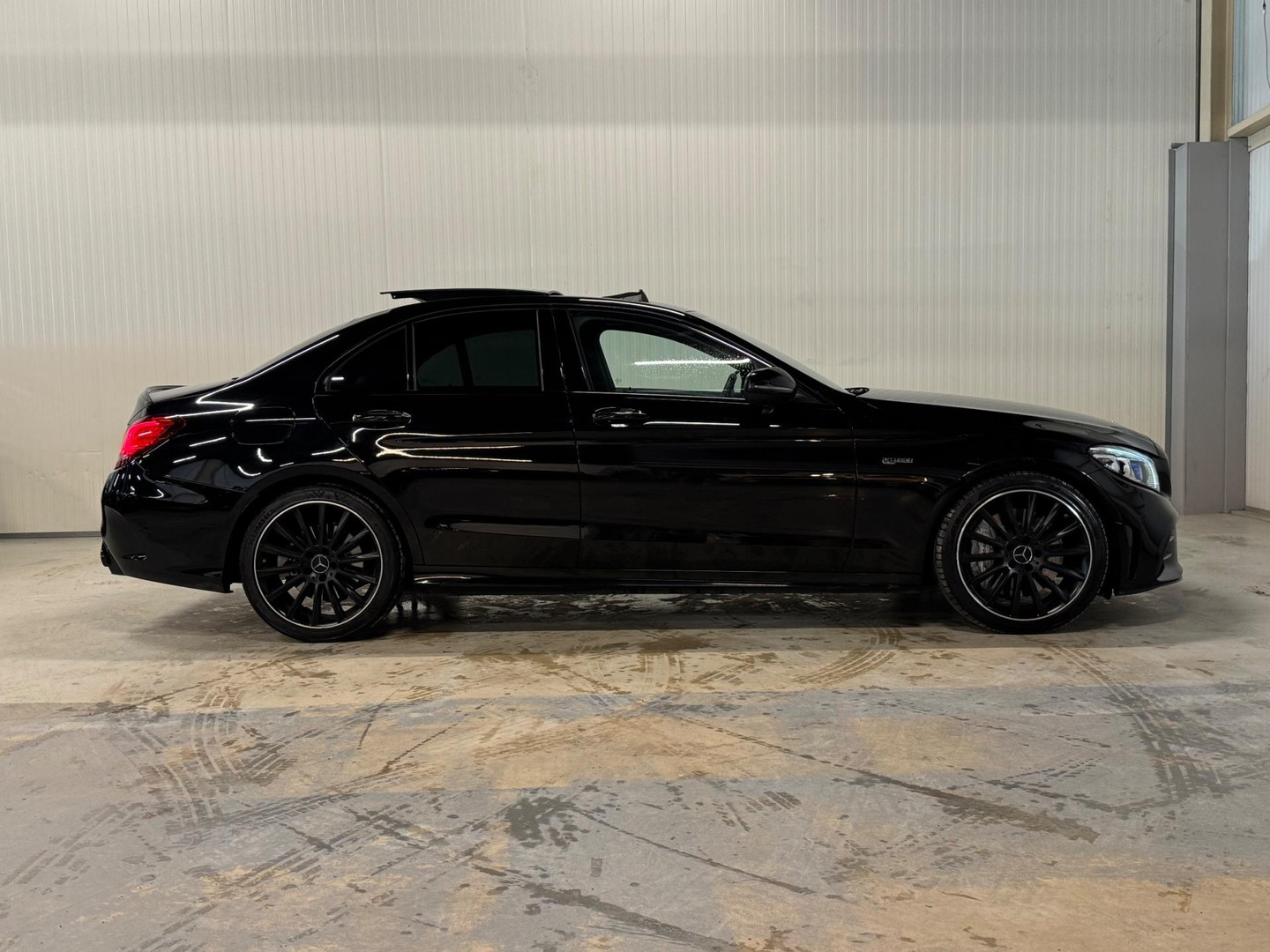 Mercedes-Benz Mercedes-Benz