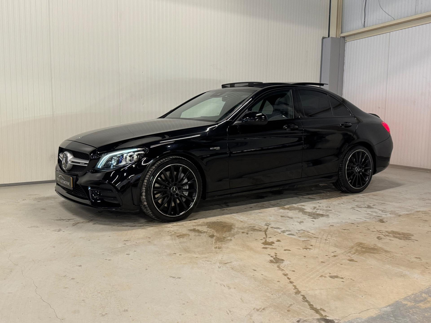 Mercedes-Benz Mercedes-Benz