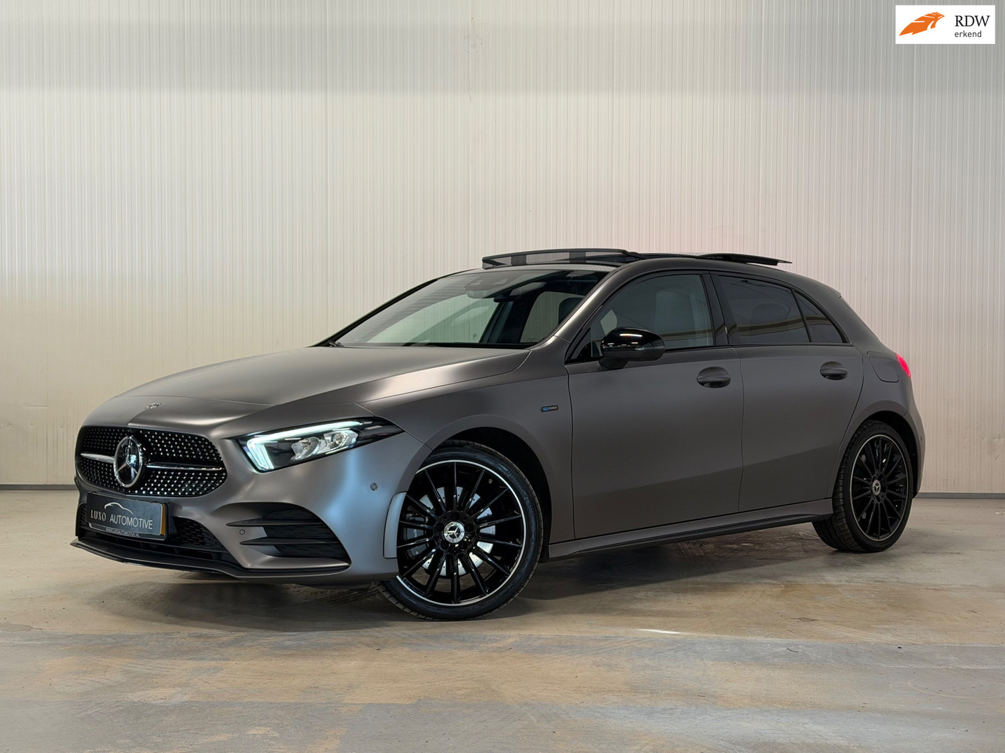 Mercedes-Benz Mercedes-Benz