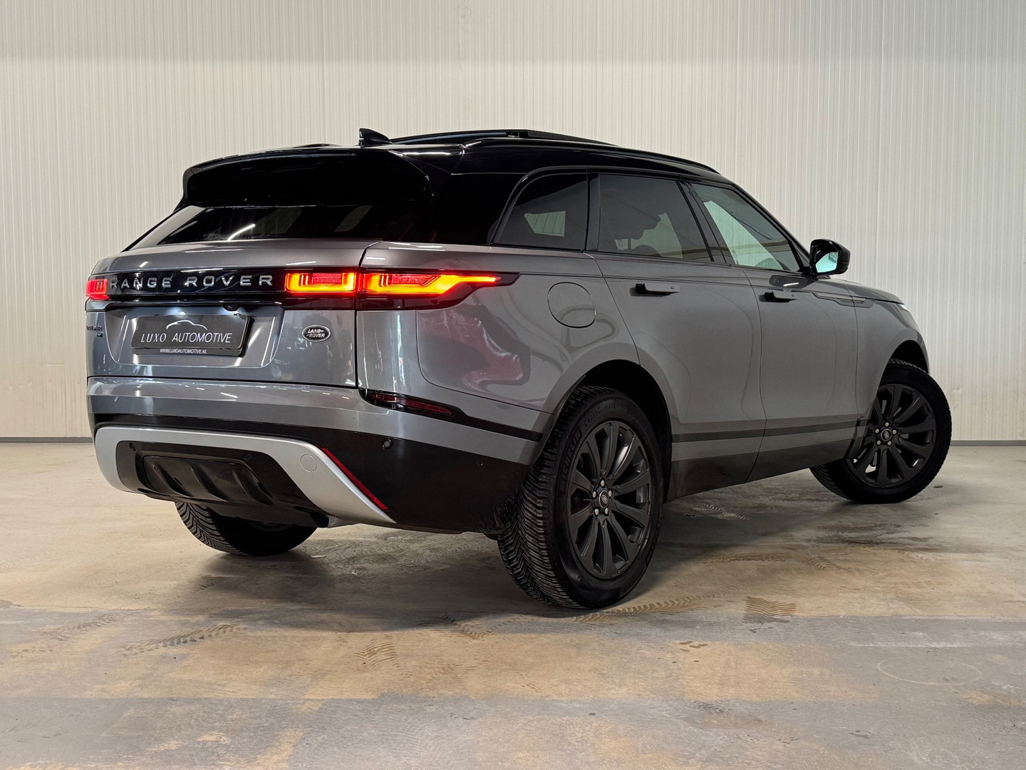 Land Rover Land Rover