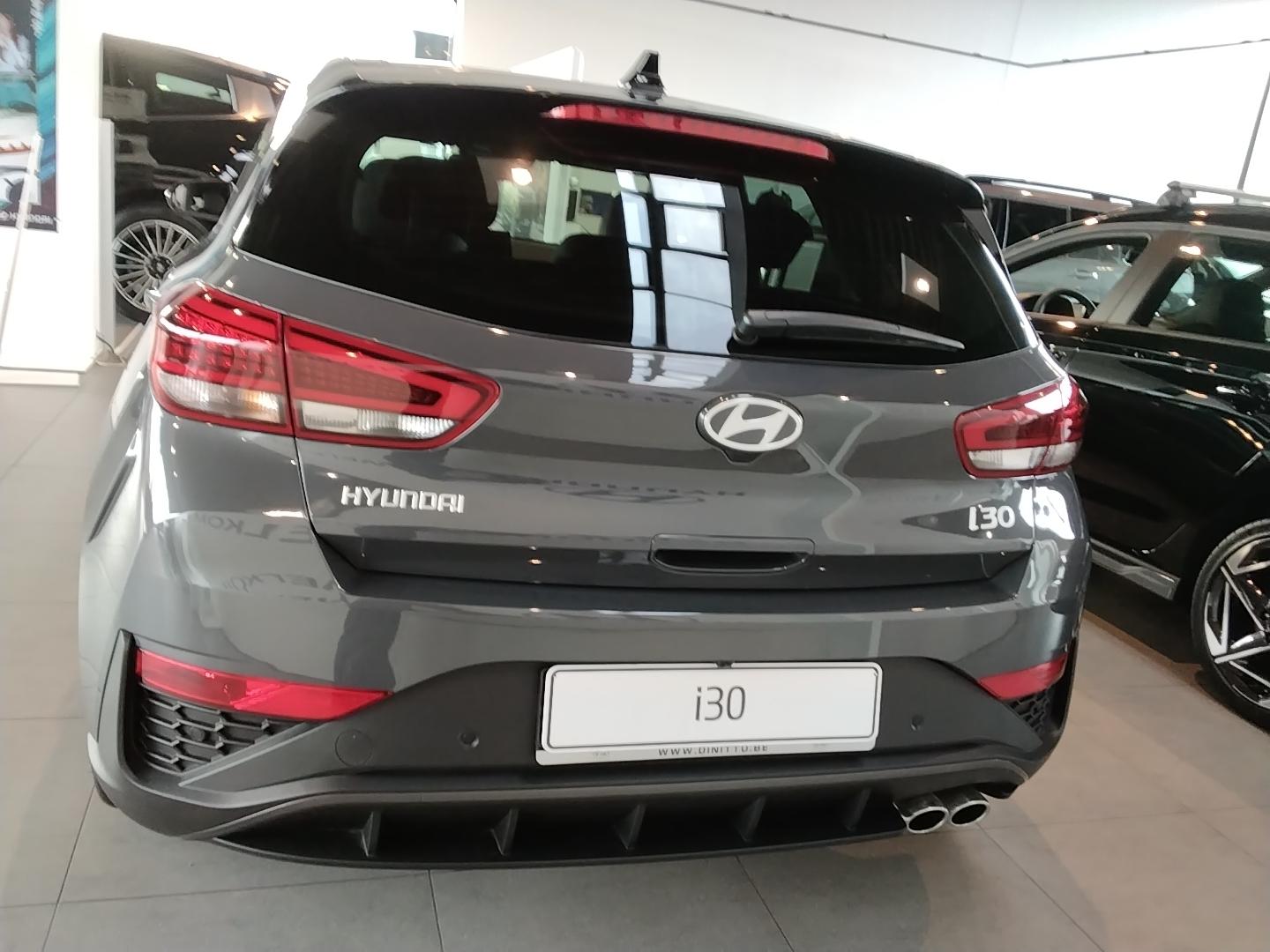 Hyundai Hyundai