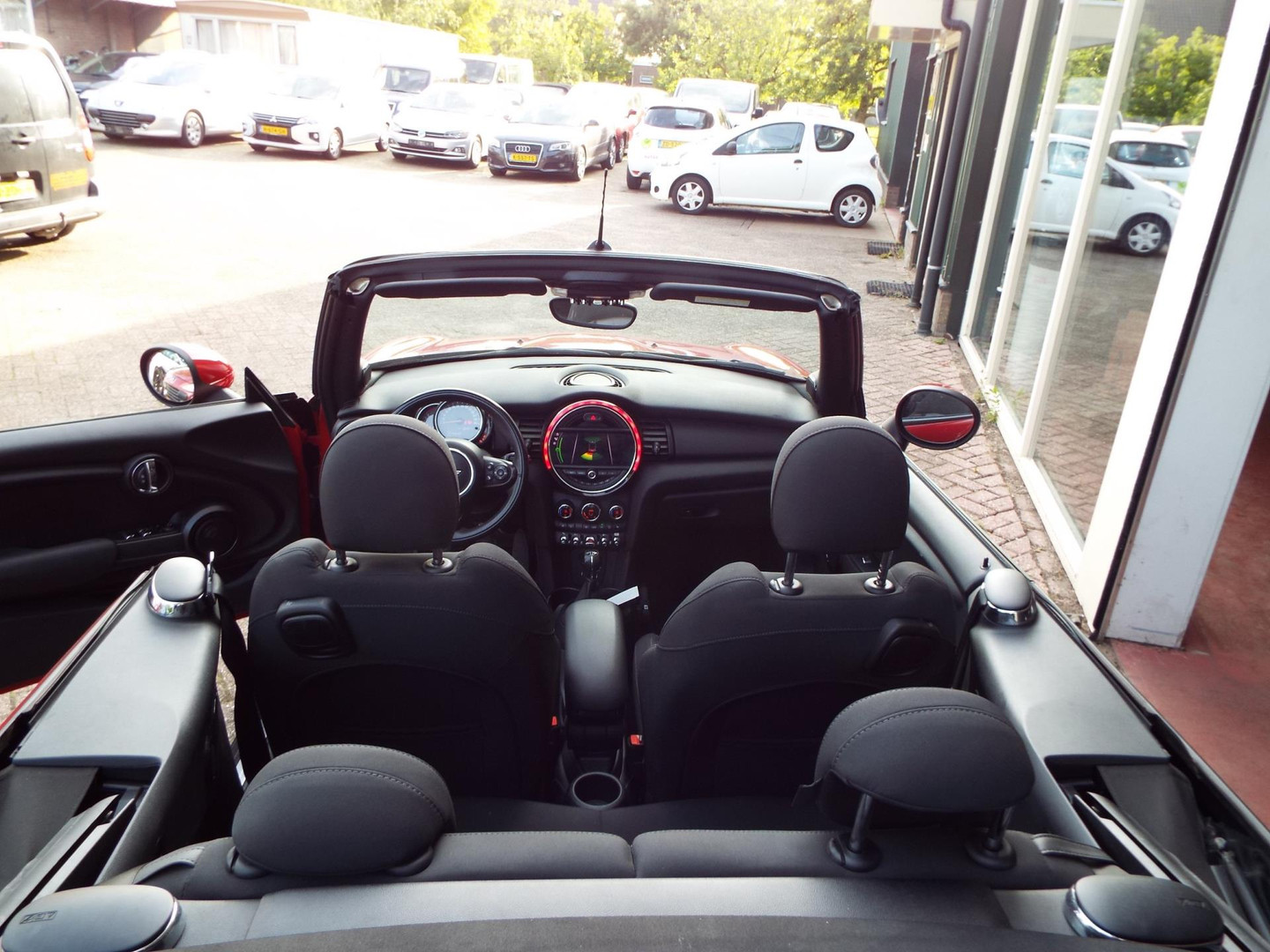 MINI
