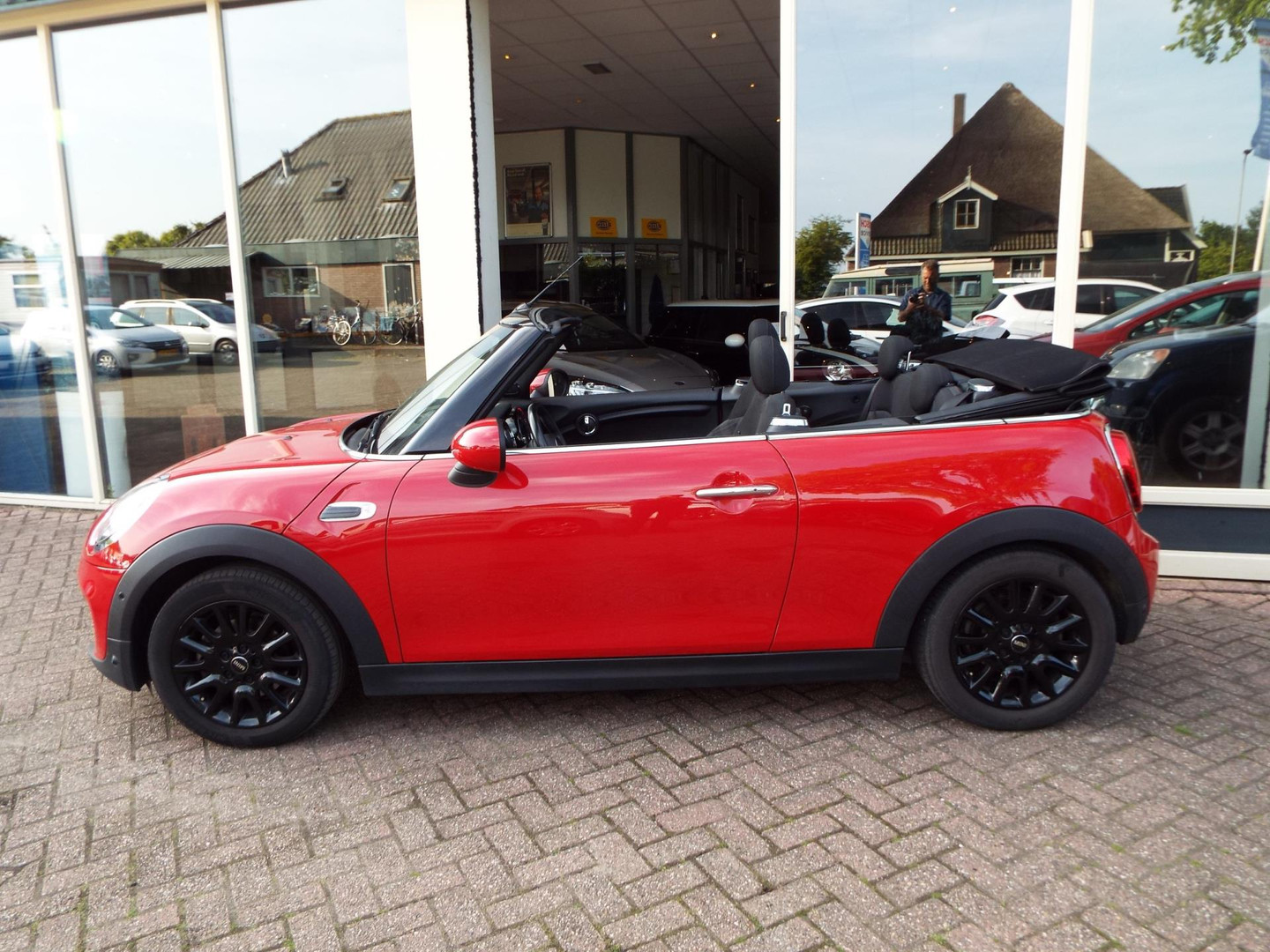 MINI