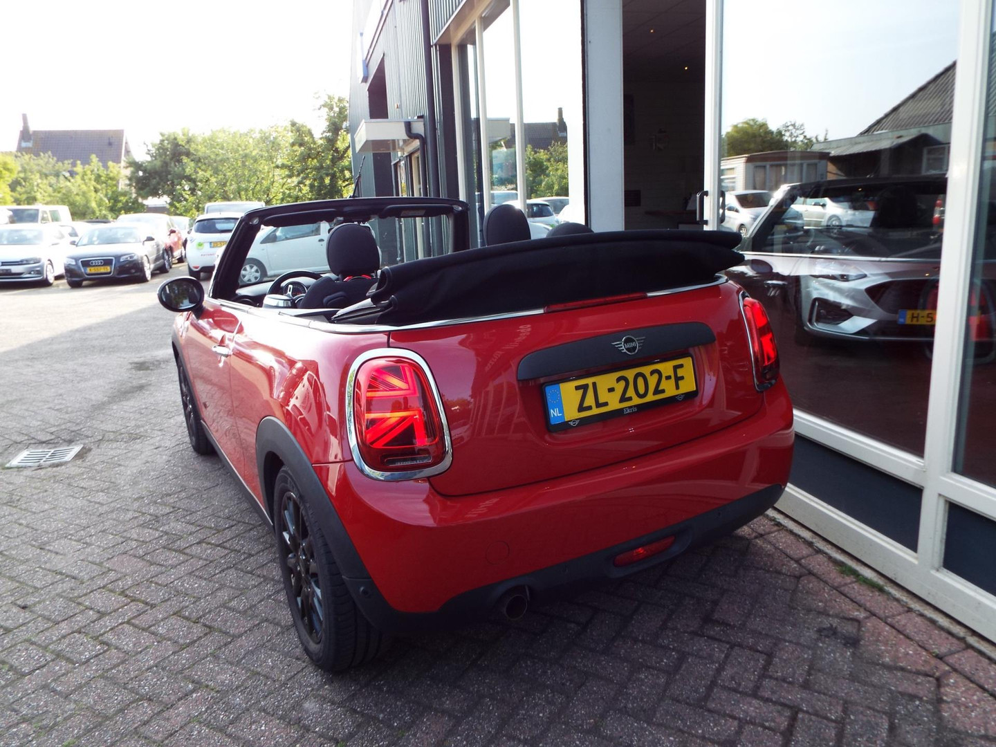 MINI