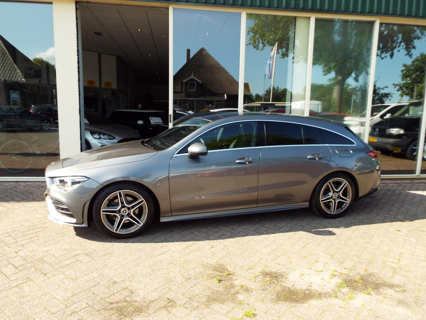 Mercedes-Benz