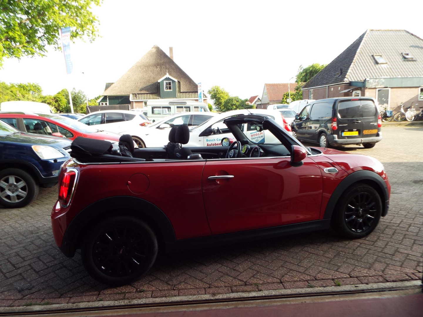 MINI