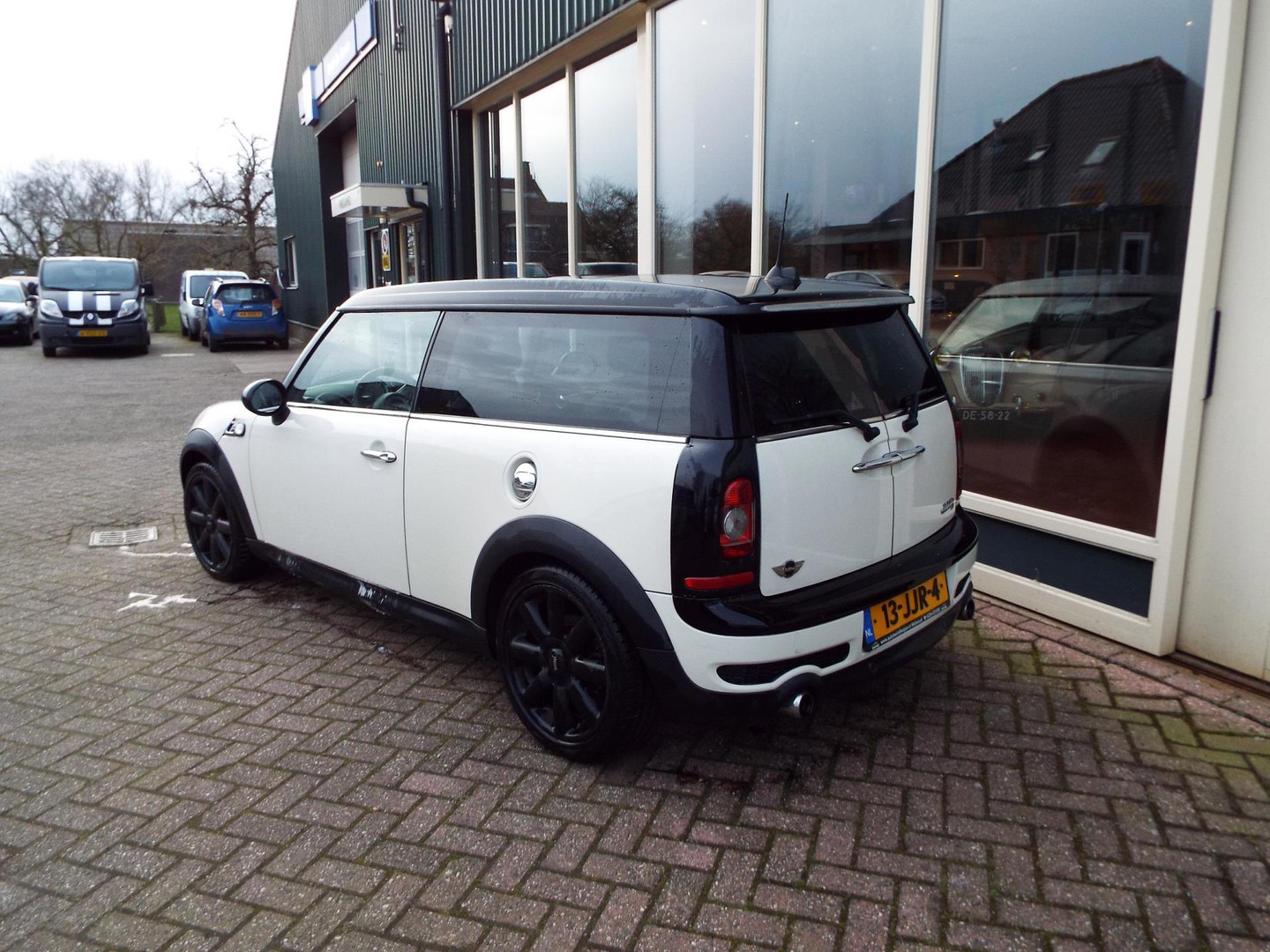 MINI