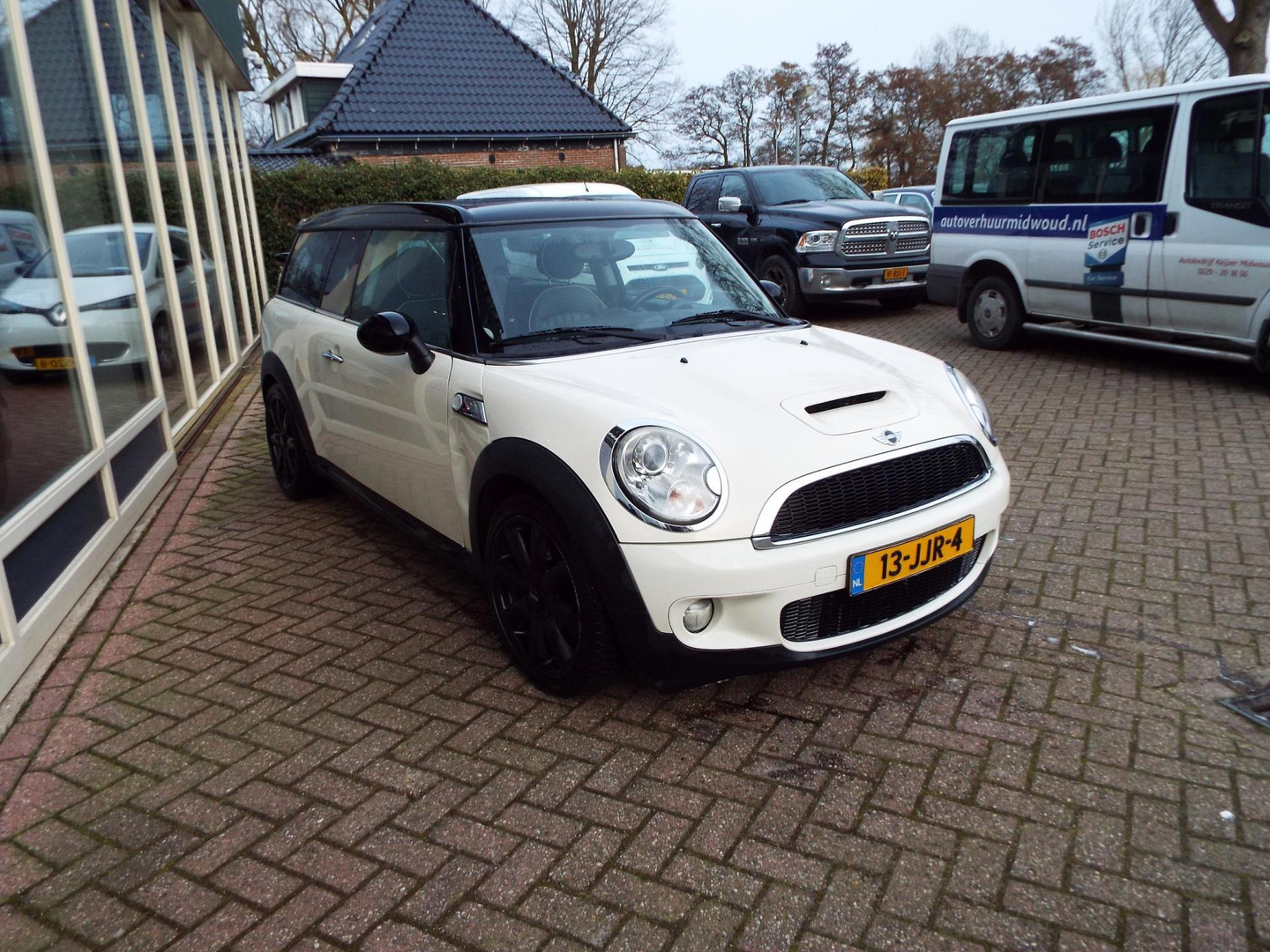 MINI