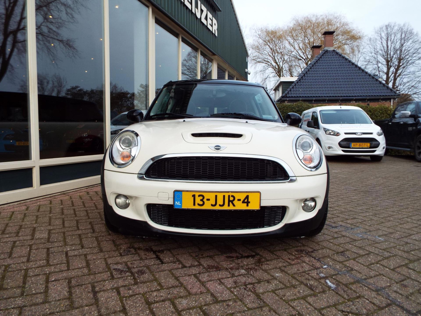 MINI