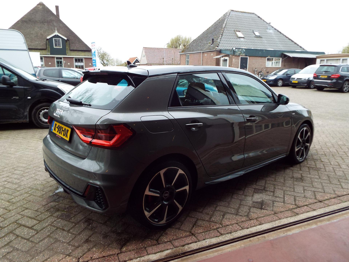 Audi