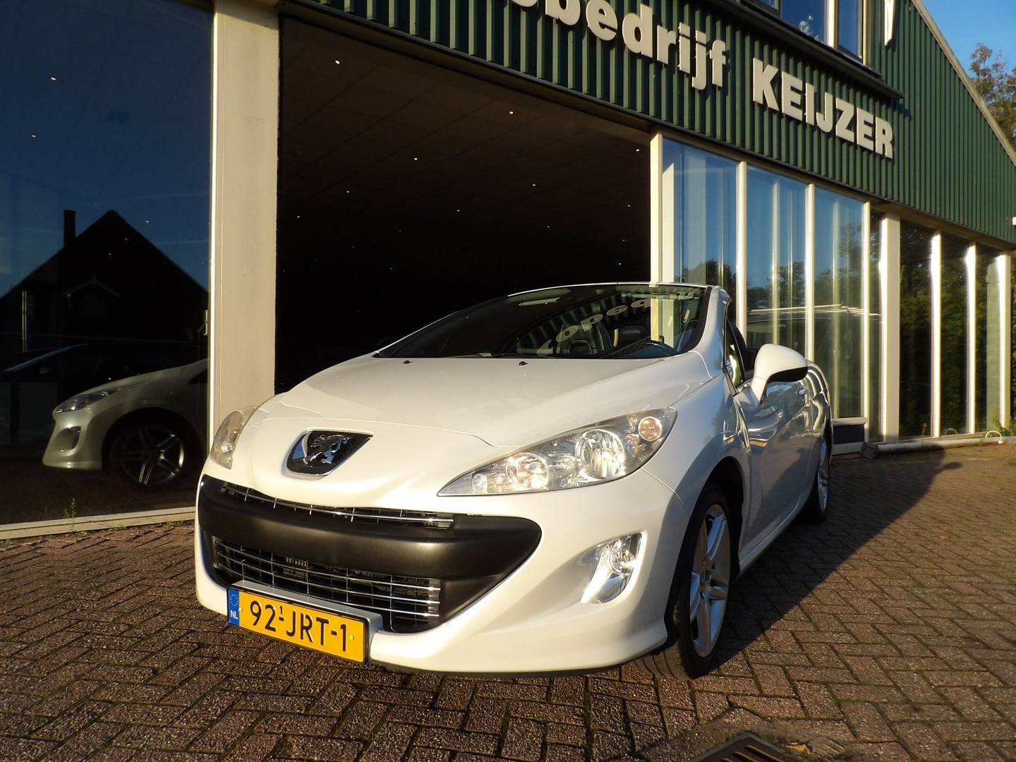 Peugeot