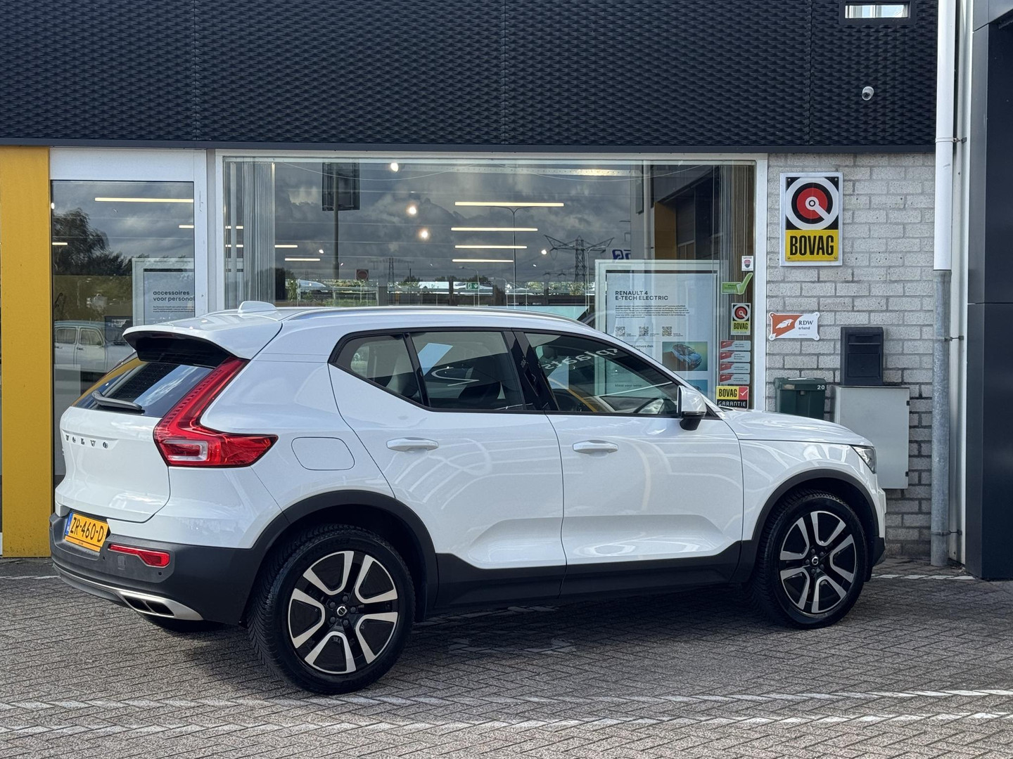 Volvo XC40