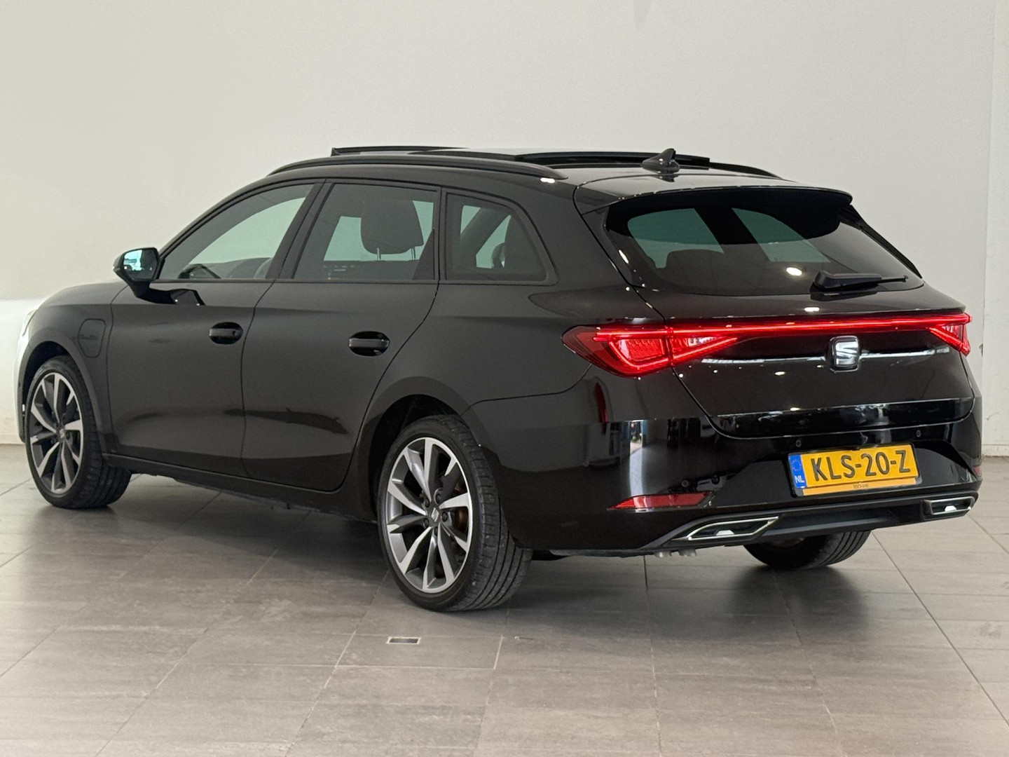 SEAT León