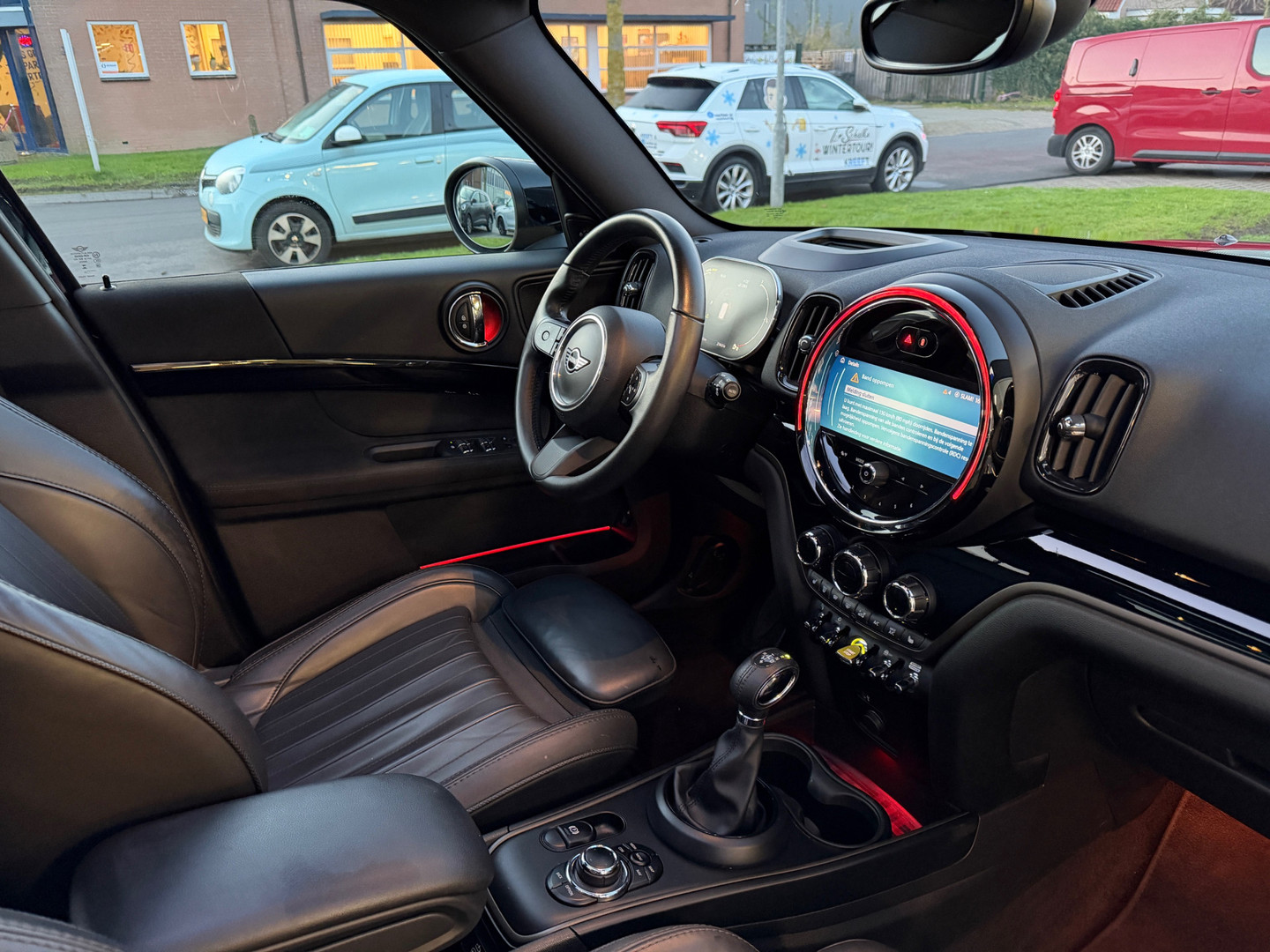 MINI