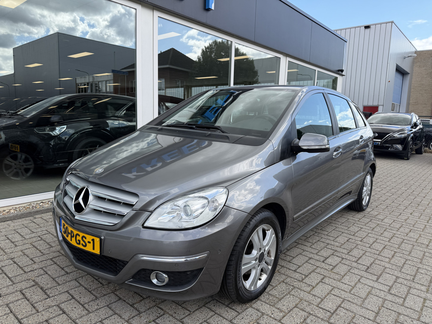 Mercedes-Benz