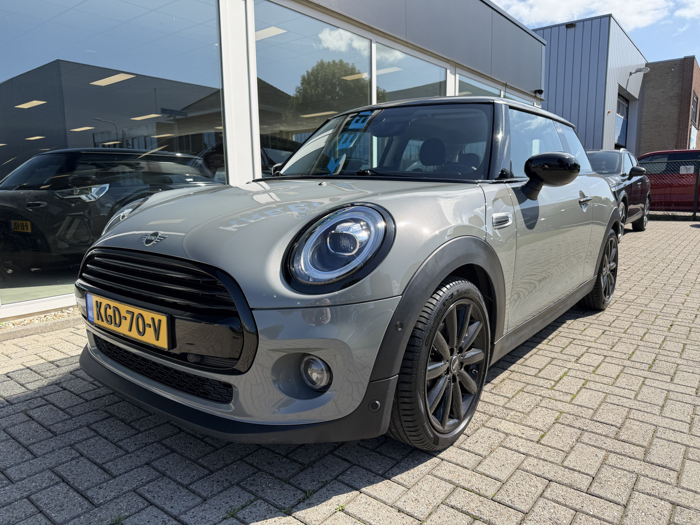 MINI