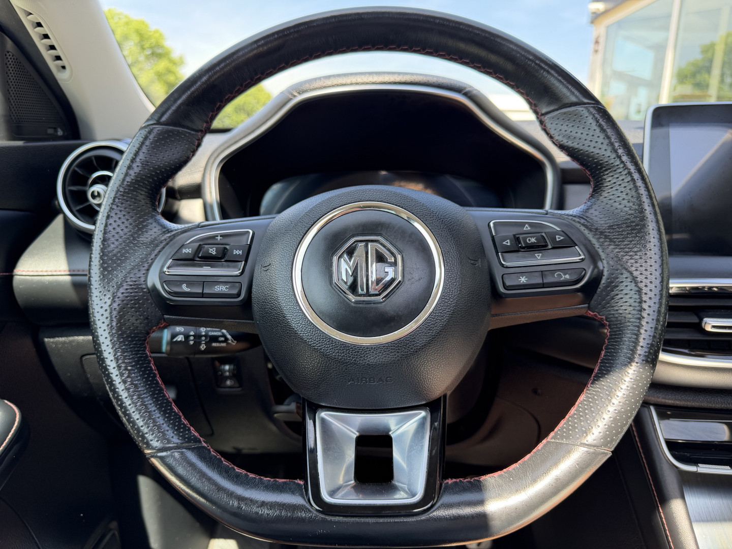 MG