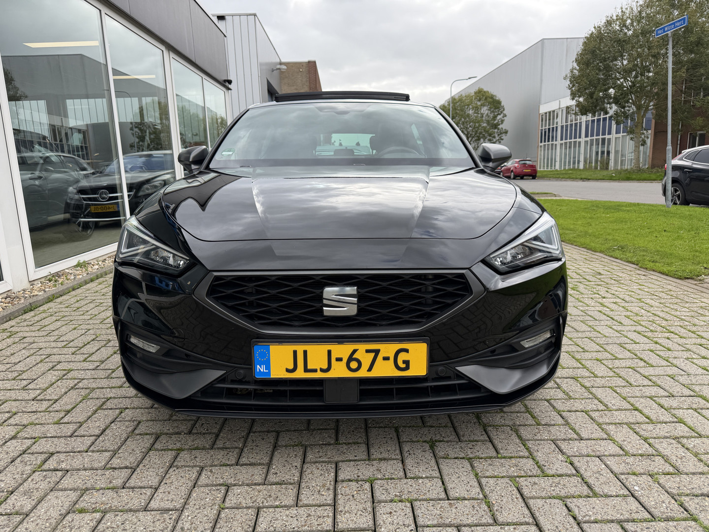 SEAT