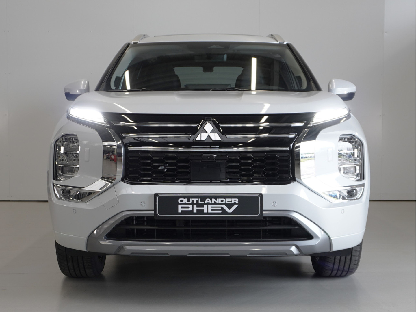 Mitsubishi Mitsubishi